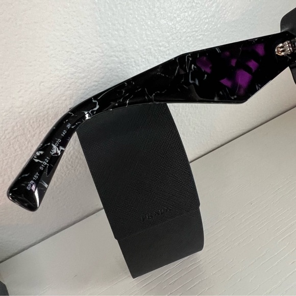 Prada rectangular Sunglasses. NEW! PR 15YS - Picture 8 of 9